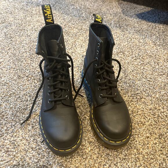 Dr Martens Black Smooth Leather Combat Boots Laced 1460 Docs Womens Size 5 - Picture 1 of 7